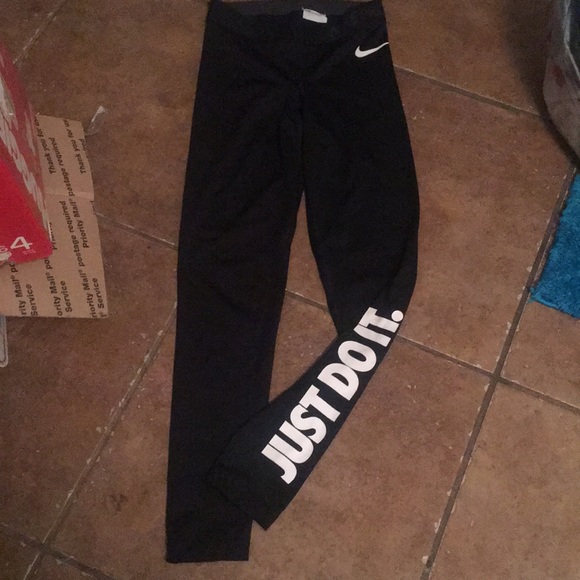 Nike Pants - Nike Pro tights 🔥